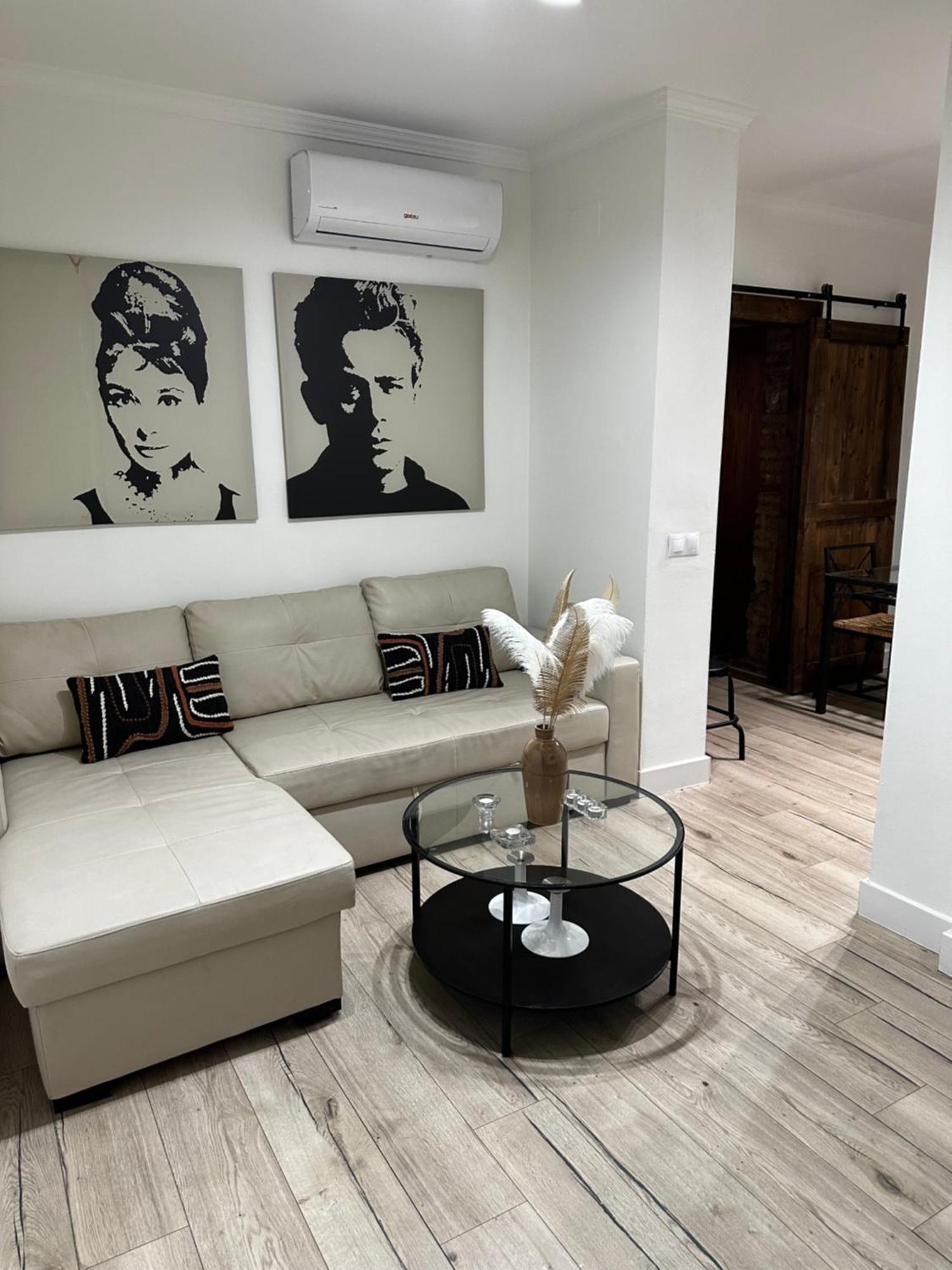 Апартаменты Malaga'S Secret Экстерьер фото